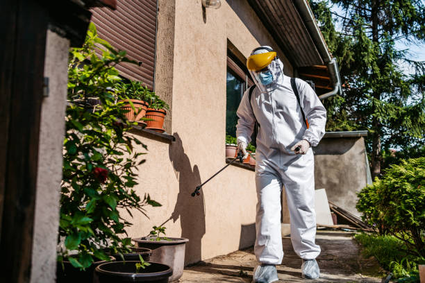 Best Exterminator Services  in Williamston, MI